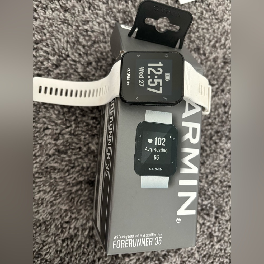 Garmin Forerunner 35 women’s watch